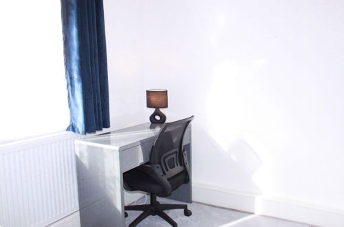 Photo 29 - Stunning 3 Bedrooms Flat in Harlow