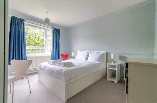 Photo 4 - Charming One Bed Abode In East Putney
