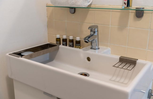 Charming One Bed Abode In East Putney - Foto 15