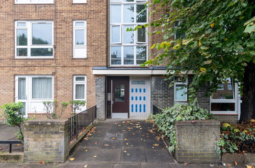 Photo 19 - Charming One Bed Abode In East Putney