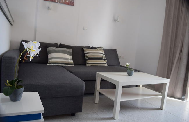 Lefteris Spacious APT Near Ialysos Beach - Photo 6
