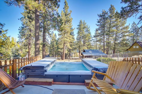 Foto 1 - Idyllic Big Bear Retreat: Hot Tub & Fireplace