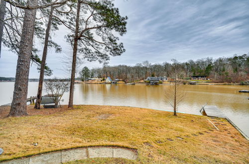 Photo 2 - Rustic Valley Cottage w/ Boathouse on Lake Harding