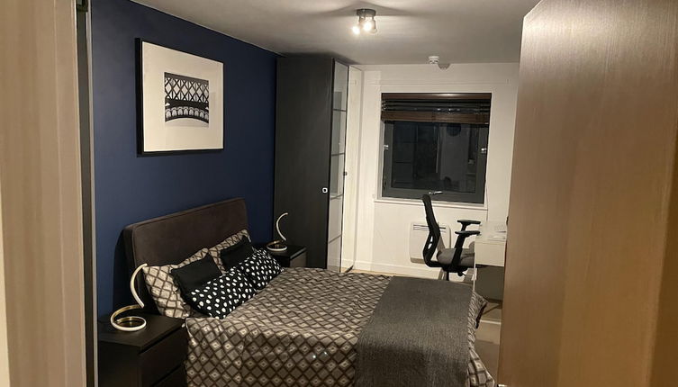 Photo 1 - Charming 2-bed Apartment in Bow, London