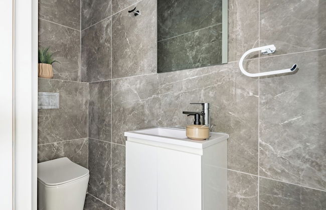 Sanders Evolution 2 - 2 Bedroom Apartment With Private Rooftop and Jacuzzi - Foto 8