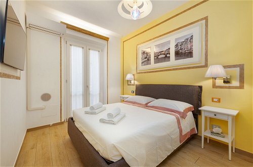 Photo 2 - fabulous Apartment in the Historic Center of Florence