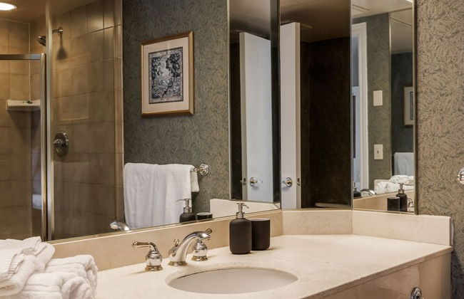 Horseshoe Valley Suites - The Elm - Photo 14