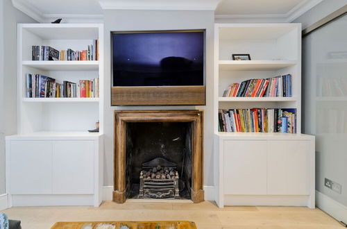 Photo 20 - Spacious Family House With Garden Near Battersea Park by Underthedoormat