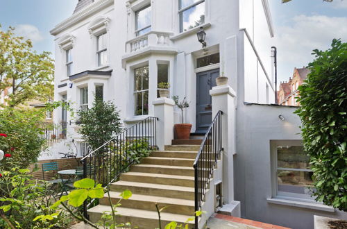 Photo 34 - Spacious Family House With Garden Near Battersea Park by Underthedoormat