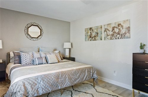 Photo 43 - Modern and Stylish Remodeled 4 Bdrm w/ HTD Pool