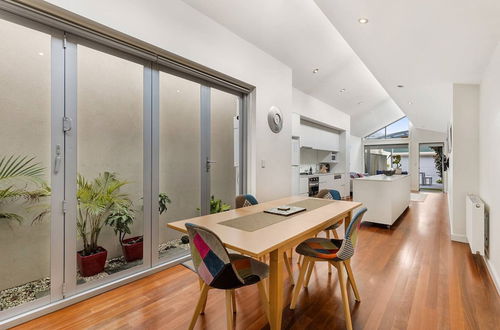 Photo 7 - Quintessential 2 Bedroom Terrace House