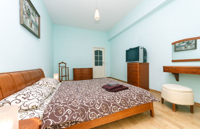 Apartments Kreshchatik 27-28 - Photo 4