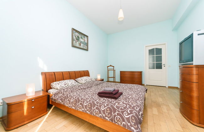 Apartments Kreshchatik 27-28 - Photo 3