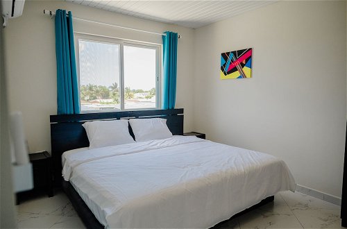 Photo 2 - Huge 4-bedroom Apartment 2 km From Eagle Beach