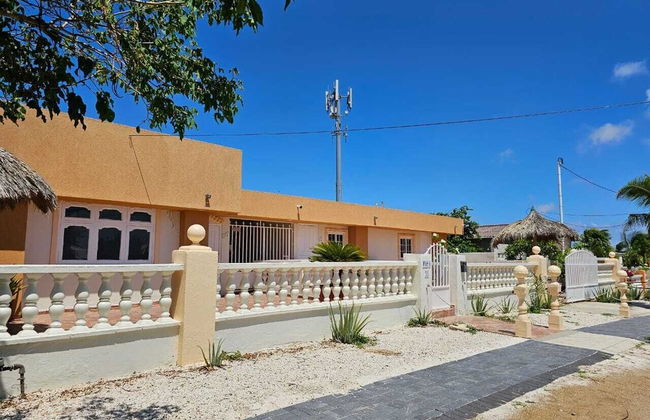 Maria Mulata Apartments - Photo 1