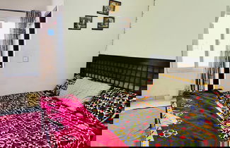 Photo 2 - Crown Apartment E11