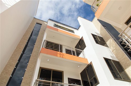Foto 32 - Executive 3-bed Furnished Apartment in Kwashieman