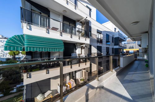 Photo 2 - Central Flat With Balcony Near Sea in Muratpasa