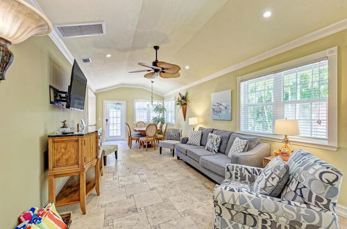 Photo 6 - Anna Maria Island Surfside Bungalow