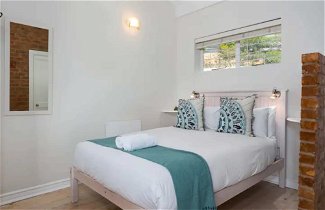 Photo 2 - Newly Renovated Studio Apartment in Cape Town