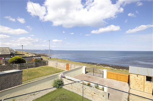 Photo 50 - Altido Aurora House - 4 Bed With Hot Tub And Sea View