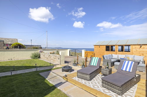 Photo 42 - JOIVY Aurora House - 4 Bed With Hot Tub And Sea View