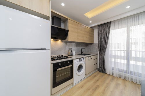 Photo 6 - Chic Flat With Central Location in Muratpasa