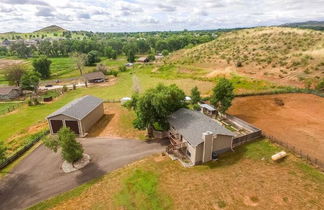 Foto 1 - Hidden Valley Retreat. Foothill Views. Large Yard