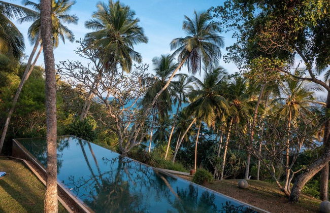 Sustainably Designed Villa Overlooking Indian Ocean - Foto 23