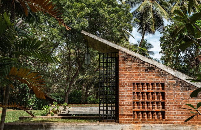 Sustainably Designed Villa Overlooking Indian Ocean - Foto 29