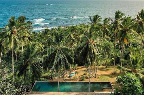 Foto 31 - Sustainably Designed Villa Overlooking Indian Ocean