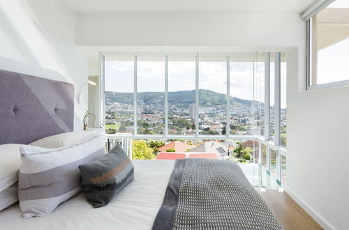 Photo 6 - Modern, Chic Penthouse With Mountain, City Sea Views