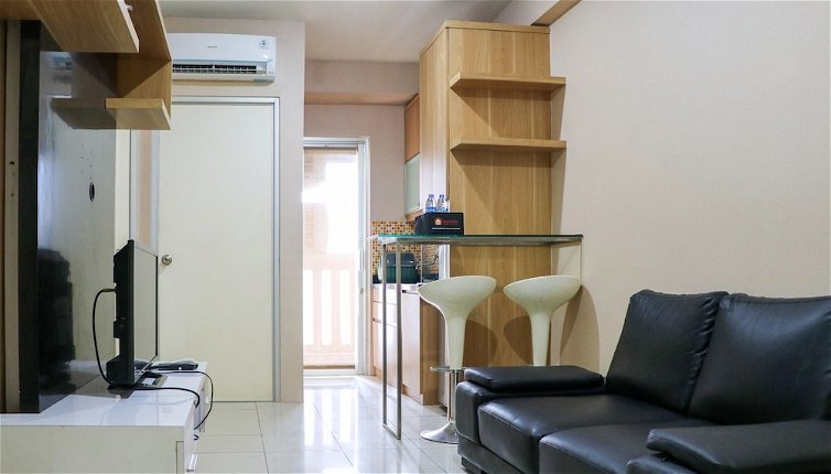 Photo 1 - Cozy Living And Tidy 2Br Green Bay Pluit Apartment