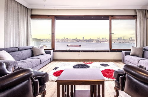 Photo 1 - Flat With Sea View Near Uskudar Ferry Station