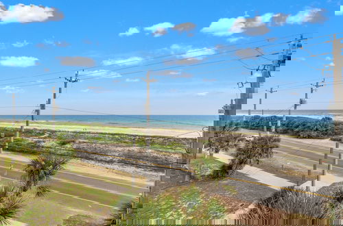 Foto 50 - Walk To The Beach! 3 Story Home! 2 Balconies With Gulf Views