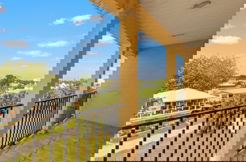 Foto 37 - Walk To The Beach! 3 Story Home! 2 Balconies With Gulf Views