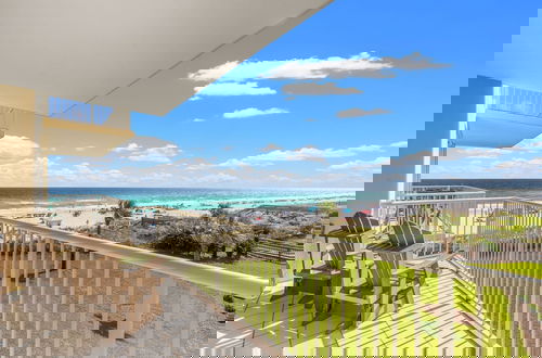 Photo 33 - Crescent at Miramar-gulf Front Luxury Condo-free Beach Chairs!