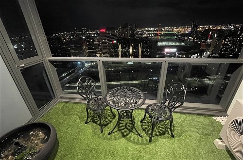 Photo 13 - Luxury 2B2B Well Furnished Spectacular View