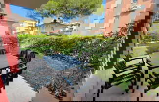 Foto 1 - Flat With a Private Garden Next to the sea
