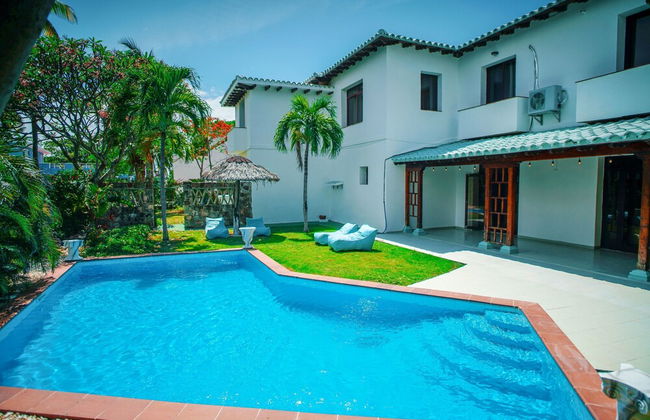 V Royal Luxury Villas - Foto 31