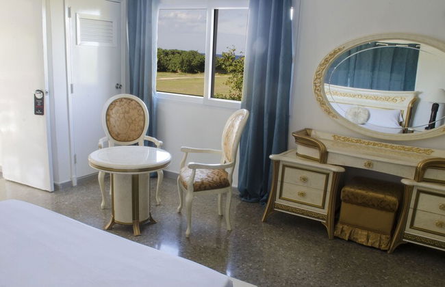 V Royal Luxury Villas - Foto 61