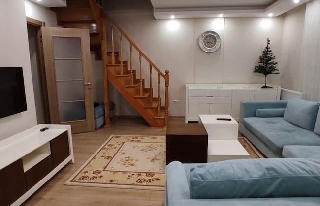 Duplex 4 1 in the City Center of Ümraniye Alemdağ Caddesi Istanbul - Foto 1