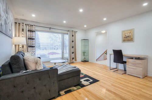 Photo 22 - Spacious Breathtaking 4br Villa in the heart of Toronto