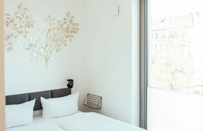 The Rix Studios & Suites - Photo 16