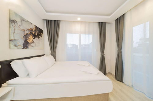 Foto 9 - Charming Apartment With Pool in Muratpasa Antalya