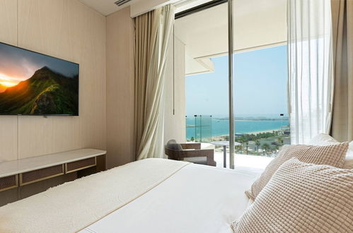 Photo 4 - Five Palm Jumeirah 2 Bdr Full Sea View