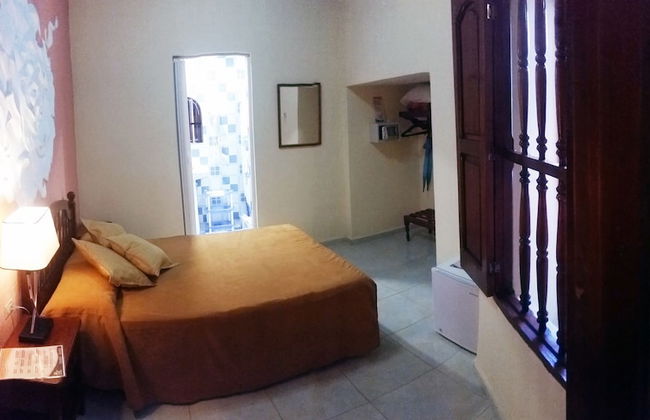 Hostal Karalyz - Foto 4