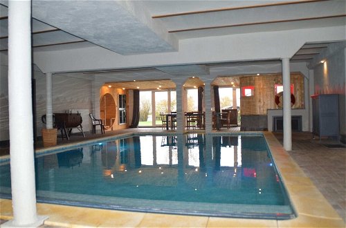 Foto 21 - Vacation Home in Verviers With Private Indoor Pool