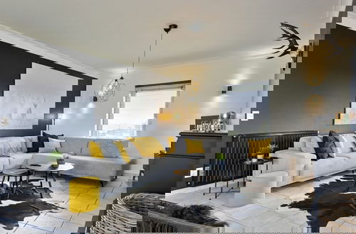 Foto 19 - Pleasant Holiday Home With Recreation Room