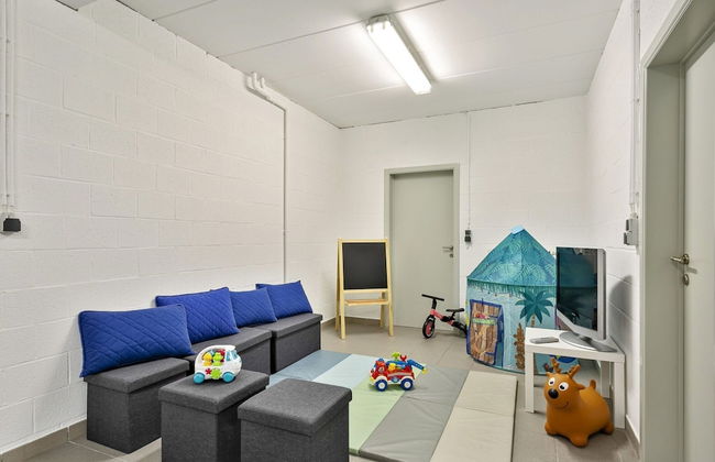 Pleasant Holiday Home With Recreation Room - Foto 20